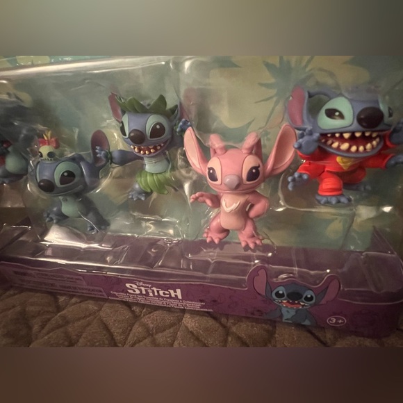Disney Stitch New In Box Collectible Figure Set - Picture 5 of 8